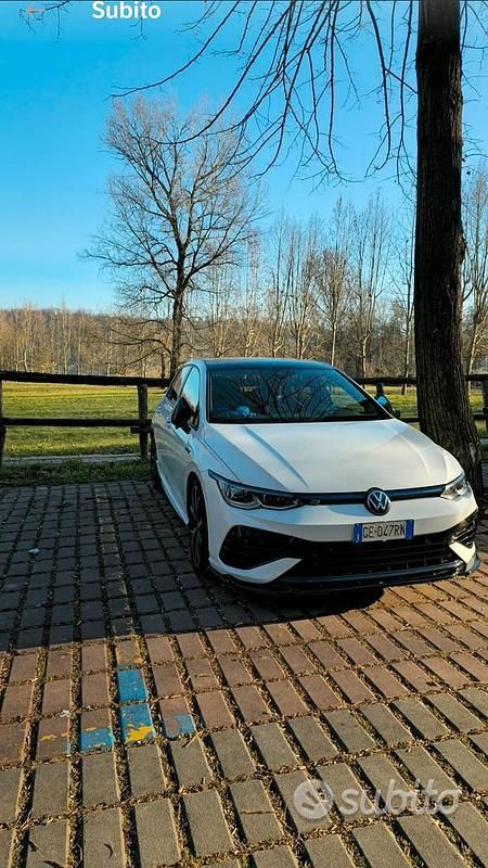 Usata VW Golf VII R 390 CV (286 kW) 2021 Bianco Utilitaria