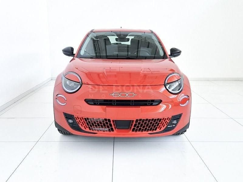 Nuova Fiat 600 110 CV (80 kW) 2025 Arancione SUV