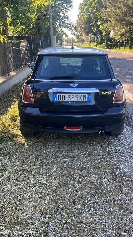 Usata Mini Cooper Chili 120 CV (88 kW) 2009 Nero Utilitaria