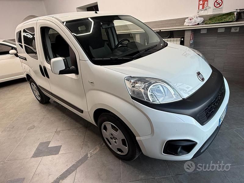 Usata Fiat Qubo Lounge 95 CV (69 kW) 2020 Bianco Monovolume