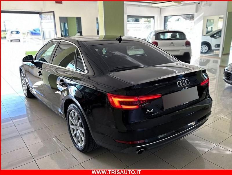 Usata Audi A4 Business 150 CV (110 kW) 2016 Nero Berlina