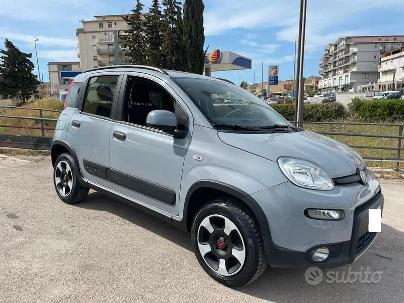 Usata Fiat Panda Cross Cross 95 CV (69 kW) 2019 Grigio Utilitaria