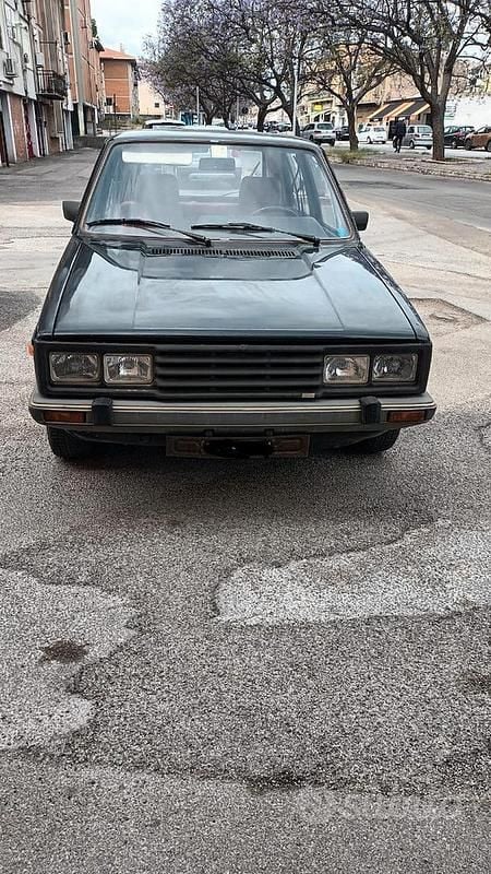 Usata VW Golf I 54 CV (39 kW) 1982 Nero Utilitaria