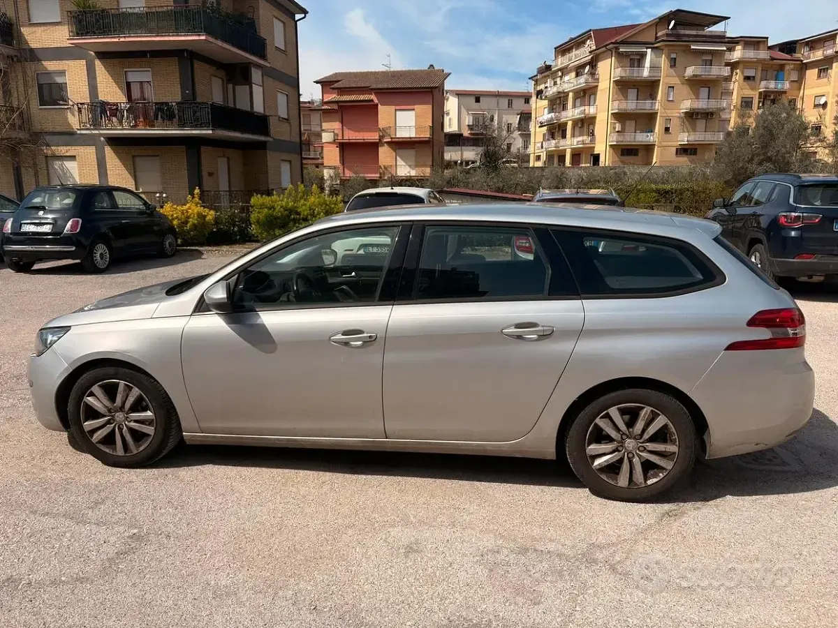 Usata Peugeot 308 92 CV (67 kW) 2014 Grigio Station wagon