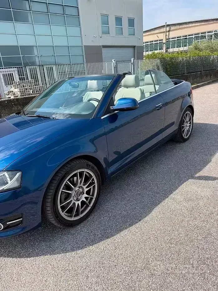 Usata Audi A3 Cabriolet 140 CV (102 kW) 2010 Blu Cabrio