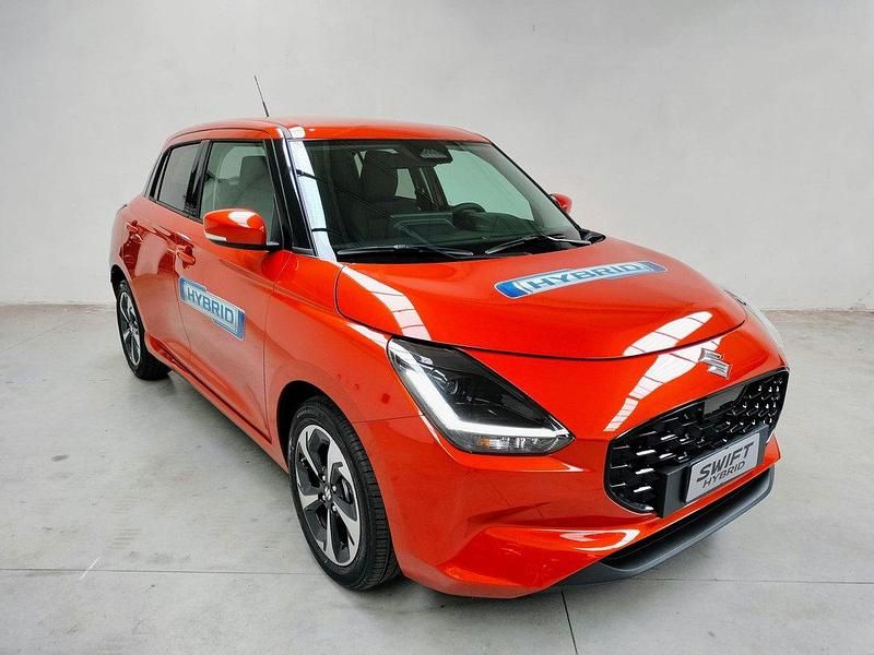 Nuova Suzuki Swift 81 CV (59 kW) 2026 Arancione Utilitaria
