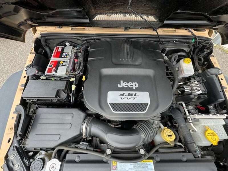 Usato 2021 Jeep Wrangler 3.6 Benzin 284 CV (60.000 €)