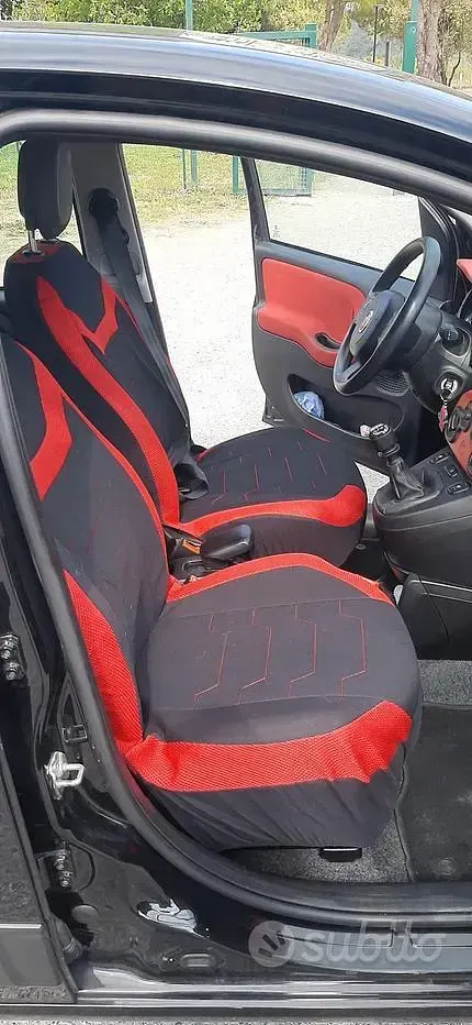 Usata Fiat Panda Lounge 69 CV (50 kW) 2016 Nero Utilitaria