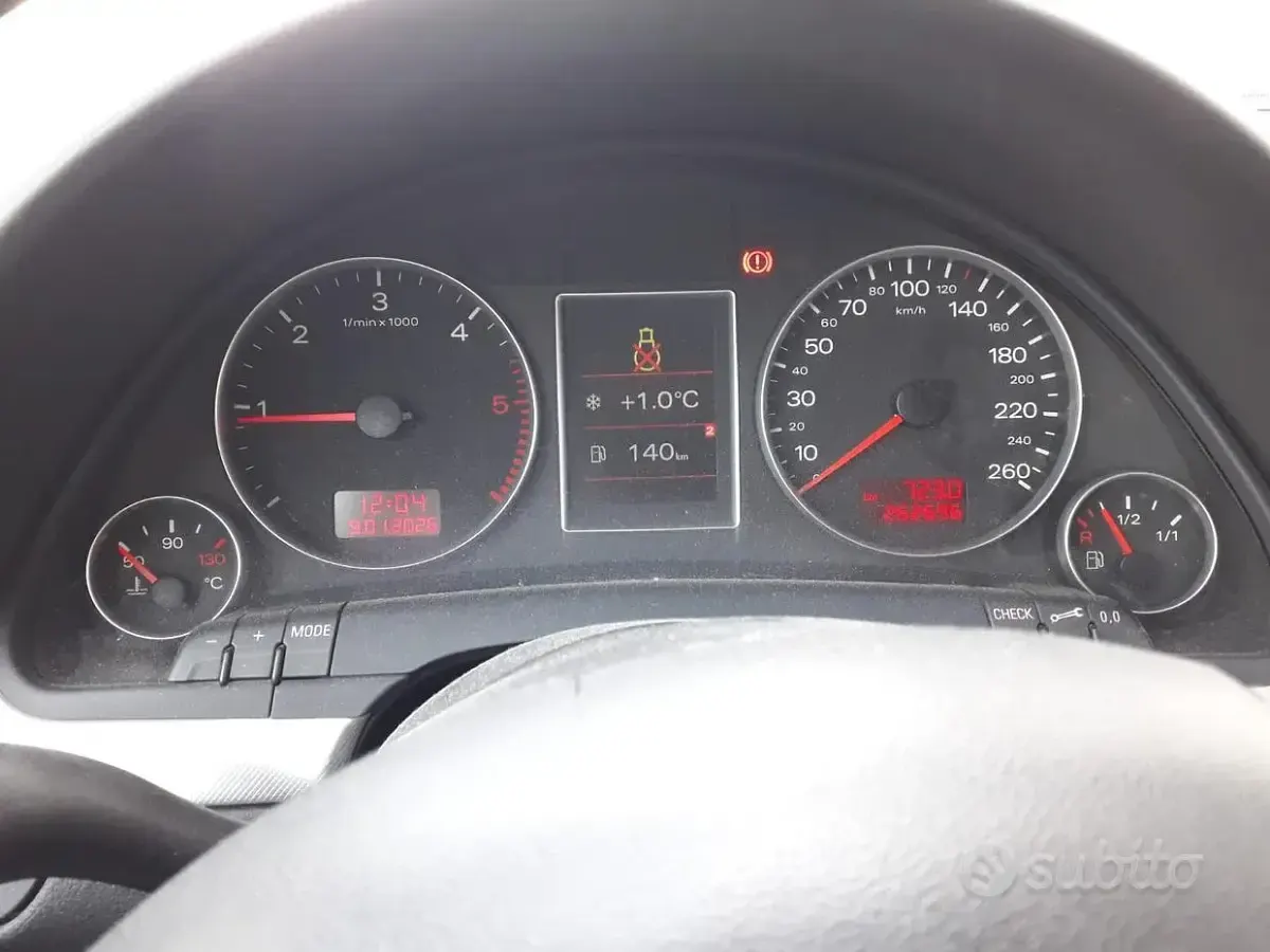 Usata Audi A4 140 CV (102 kW) 2007 Grigio Station wagon