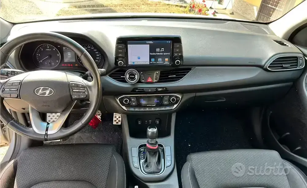 Usata Hyundai i30 110 CV (80 kW) 2018 Grigio Berlina