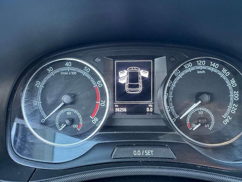 Usata Skoda Fabia 95 CV (69 kW) 2022 Bianco Utilitaria