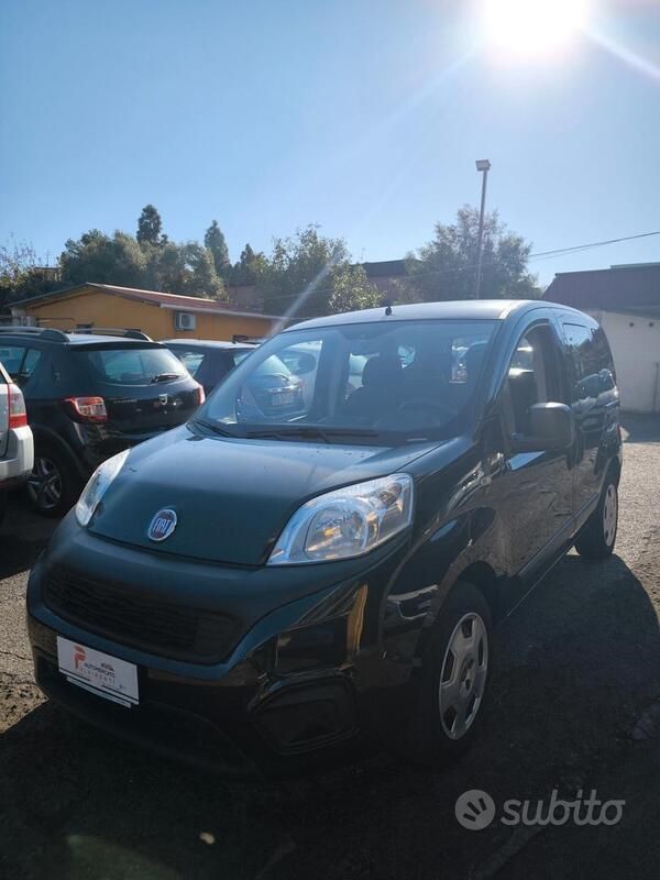 Usata Fiat Qubo Easy 80 CV (58 kW) 2017 Nero Monovolume