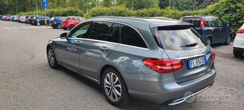Usata Mercedes C200 136 CV (100 kW) 2017 Grigio Station wagon