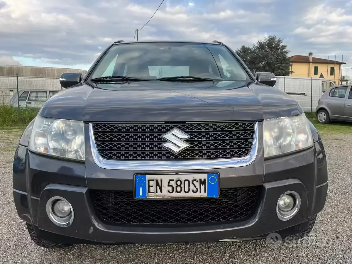 Usata Suzuki Grand Vitara 129 CV (94 kW) 2012 Blu SUV