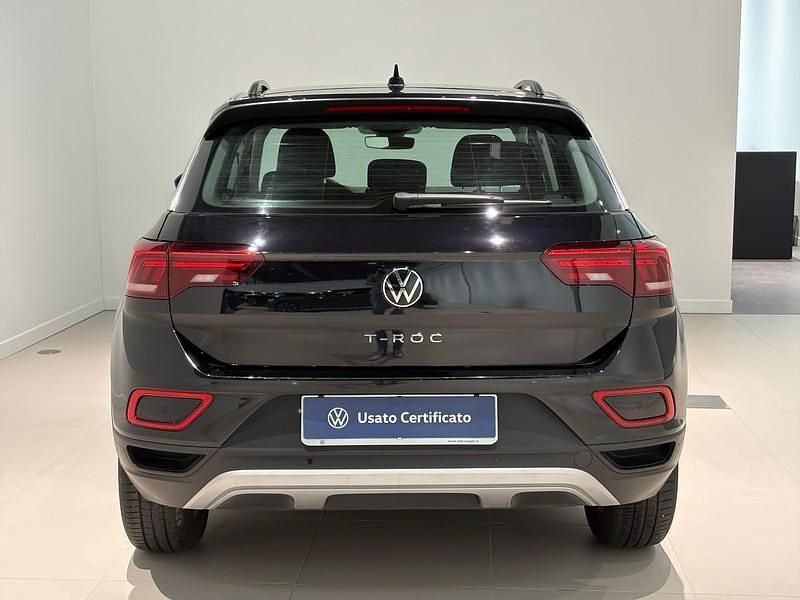Usata VW T-Roc Life 150 CV (110 kW) 2024 Nero SUV