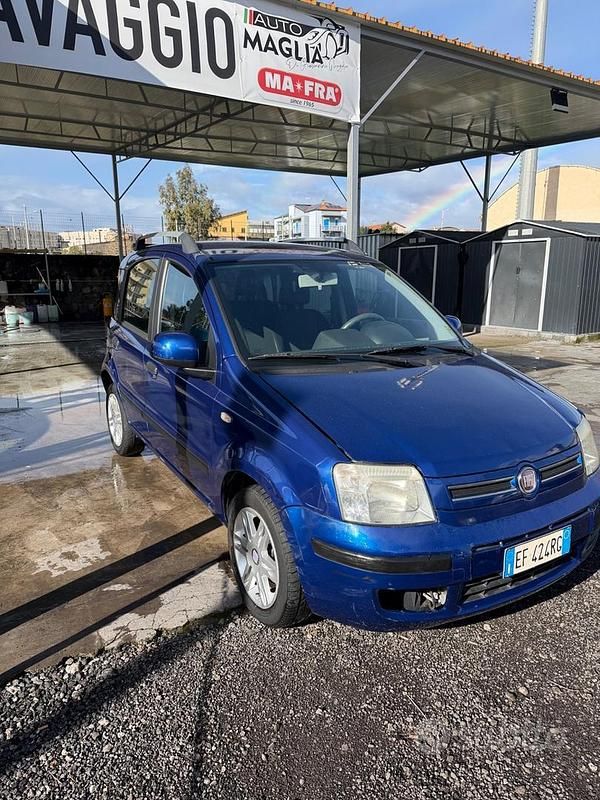 Usata Fiat Panda Emotion 54 CV (39 kW) 2010 Blu Berlina