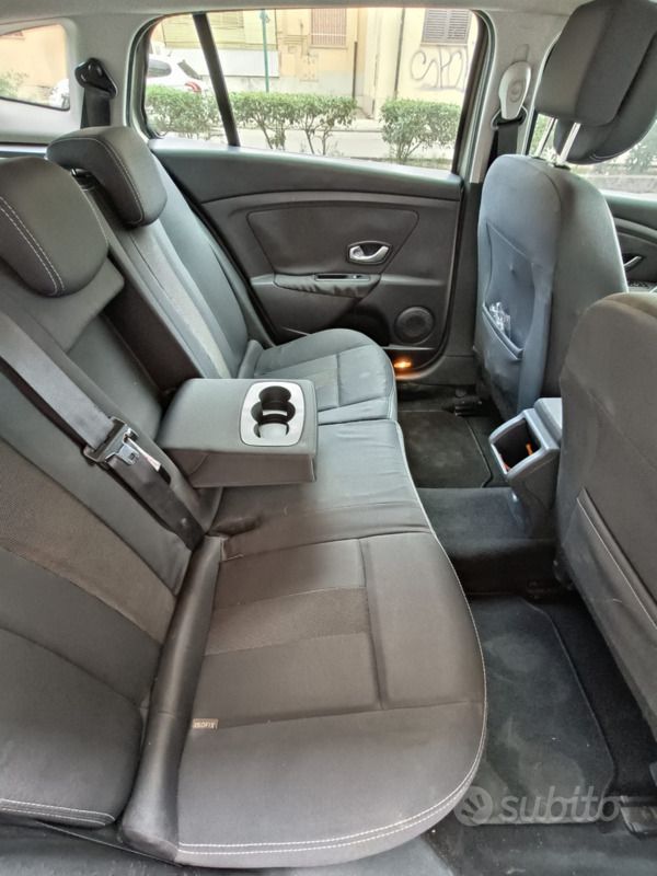 Usata 2010 Renault Mégane GrandTour Station wagon | 3000 € - Immagine 1/4