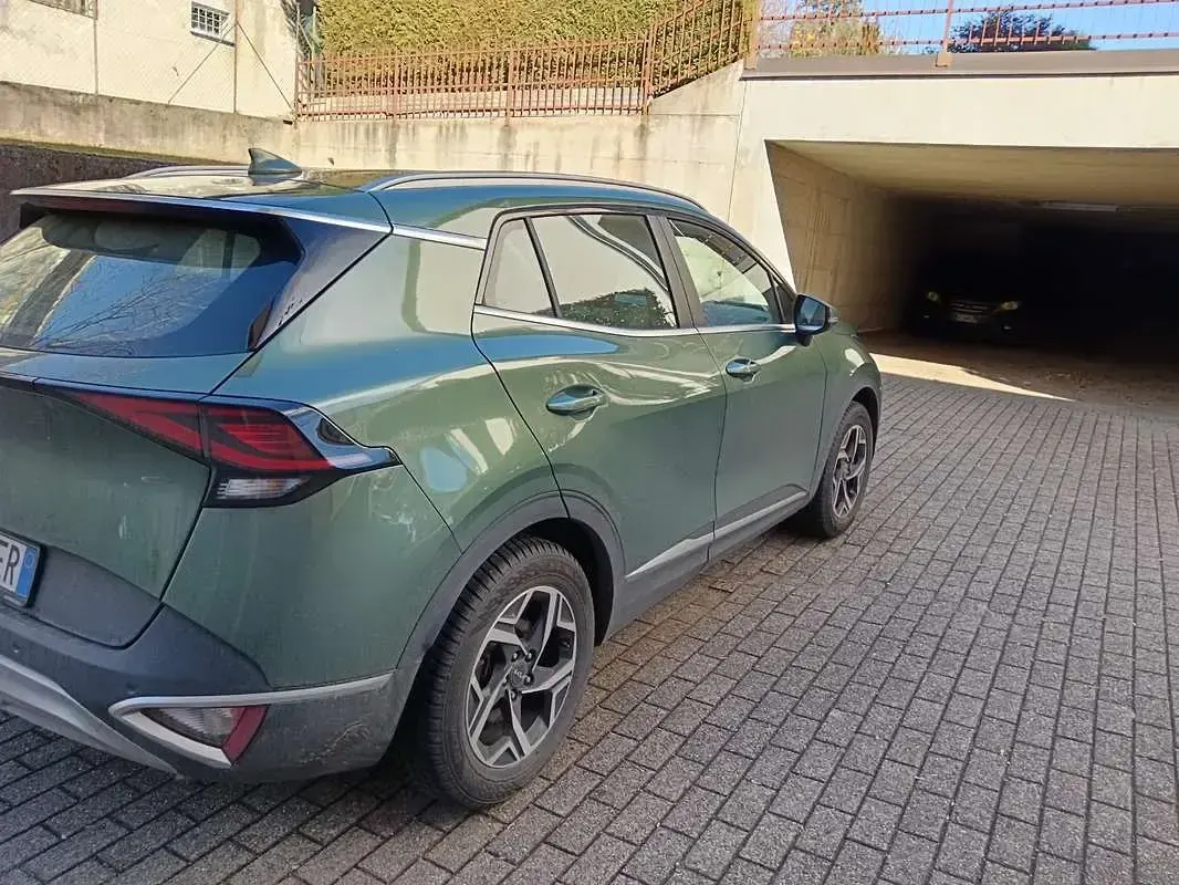 Usata Kia Sportage 136 CV (100 kW) 2024 Verde SUV