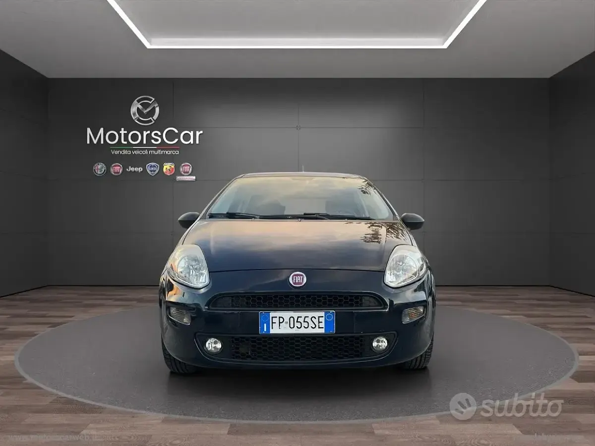 Usata Fiat Punto Street 69 CV (50 kW) 2018 Nero Utilitaria