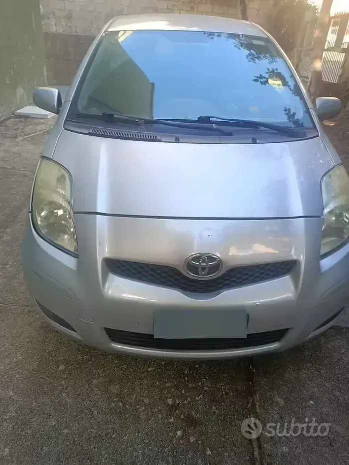 Usata Toyota Yaris 69 CV (50 kW) 2009 Utilitaria