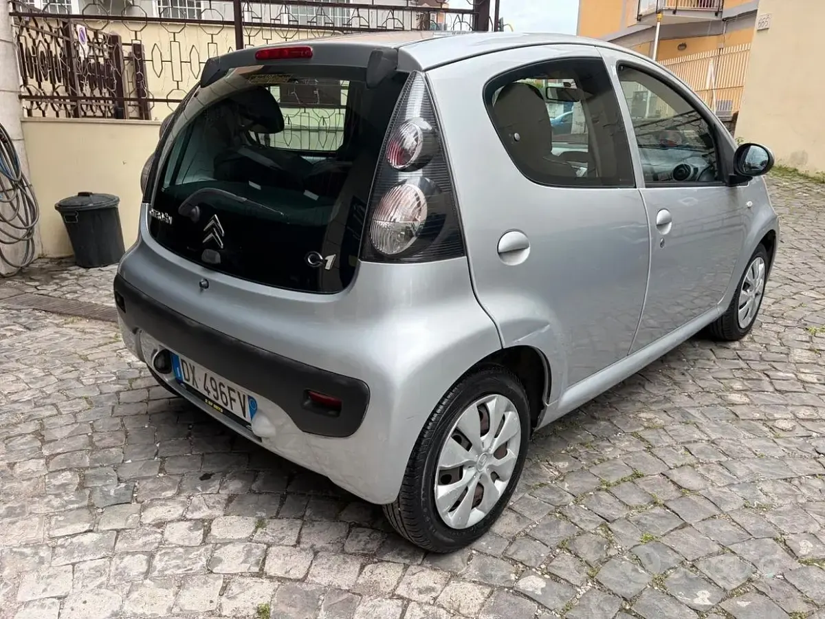 Usata Citroën C1 54 CV (39 kW) 2009 Grigio Utilitaria