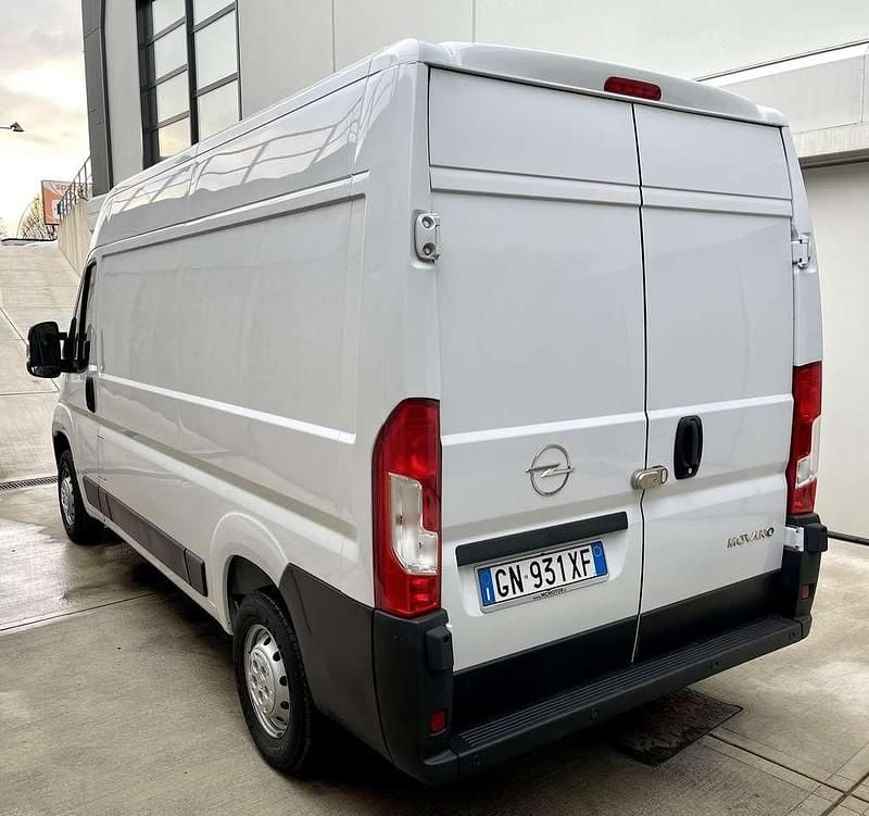 Usata Opel Movano S 140 CV (102 kW) 2023 Bianco icy pastello Furgone