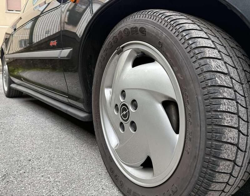 Usata Opel Calibra 204 CV (150 kW) 1992 Coupé