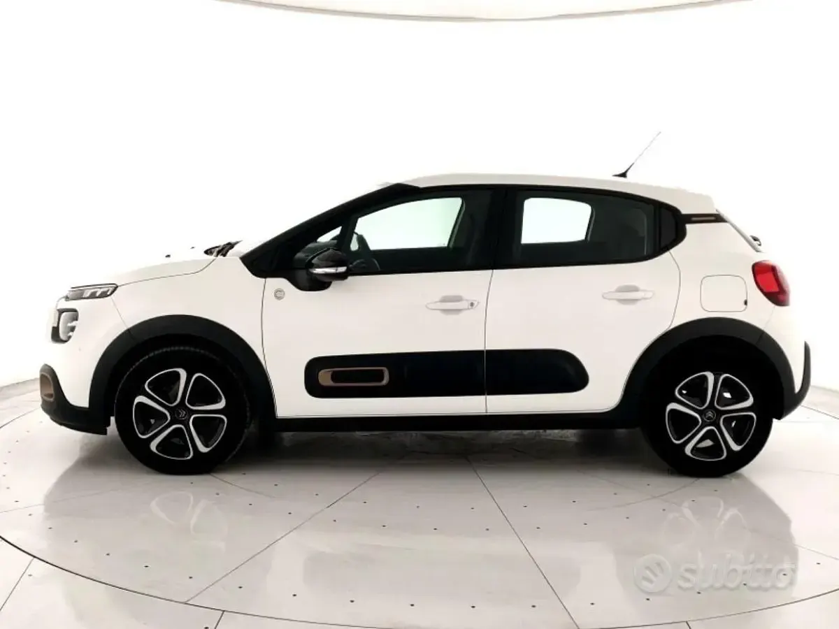 Usata Citroën C3 PureTech 83 CV (61 kW) 2022 Bianco Utilitaria