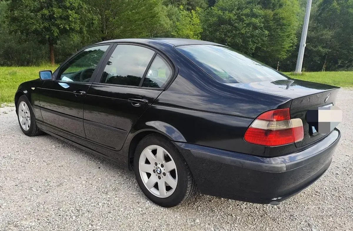 Usata BMW 320 150 CV (110 kW) 2002 Nero Berlina