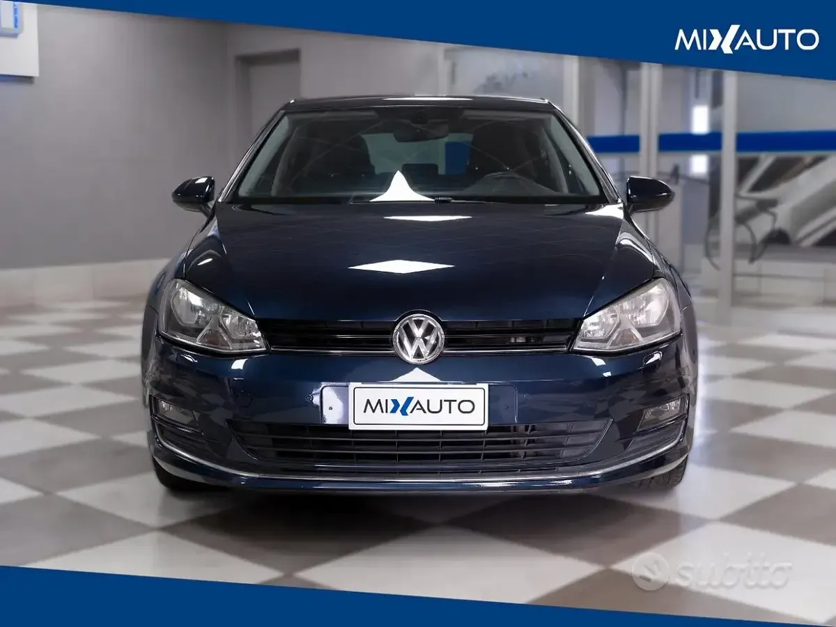 Usata VW Golf VII Comfortline 110 CV (80 kW) 2017 Blu Berlina