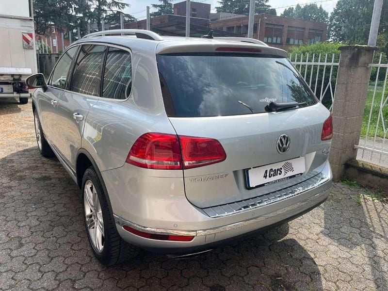 Usata VW Touareg 204 CV (150 kW) 2016 Grigio SUV