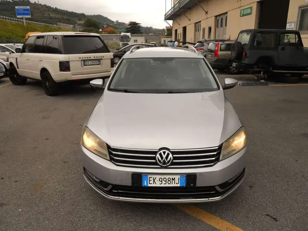 Usata VW Passat Highline 140 CV (102 kW) 2011 Argento Station wagon