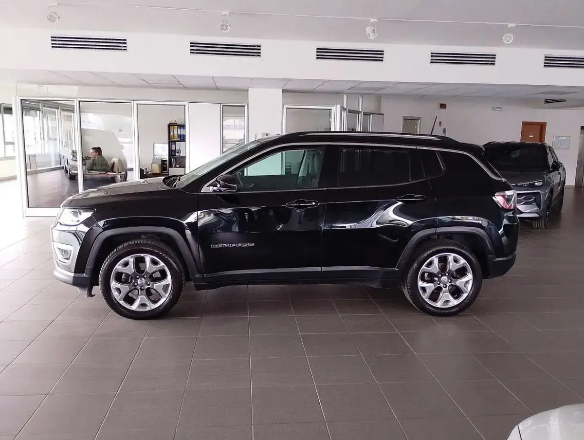 Usata Jeep Compass Limited 120 CV (88 kW) 2019 Nero SUV