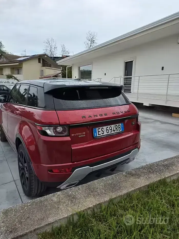 Usata Land Rover Range Rover evoque 150 CV (110 kW) 2013 Nero SUV