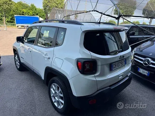 Usata Jeep Renegade Limited 190 CV (139 kW) 2021 Bianco pastello SUV