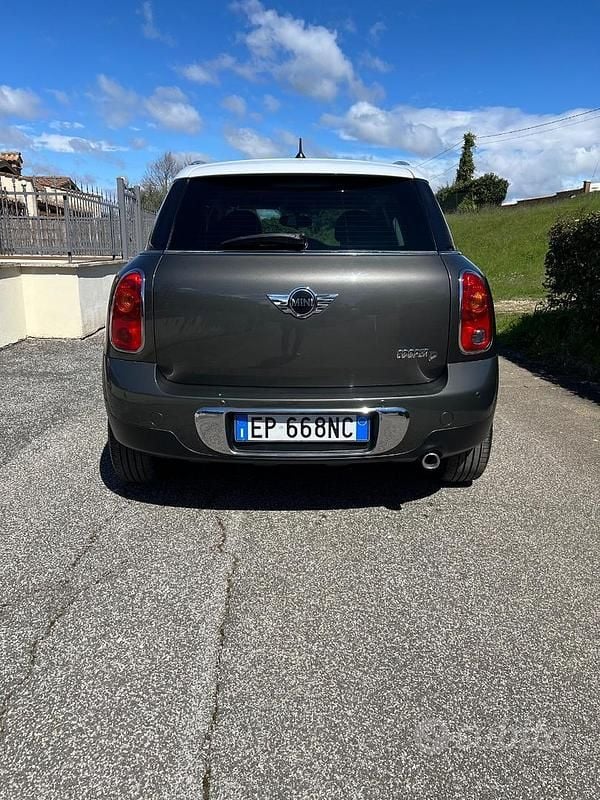 Usata Mini Cooper D Countryman 111 CV (81 kW) 2013 Grigio SUV
