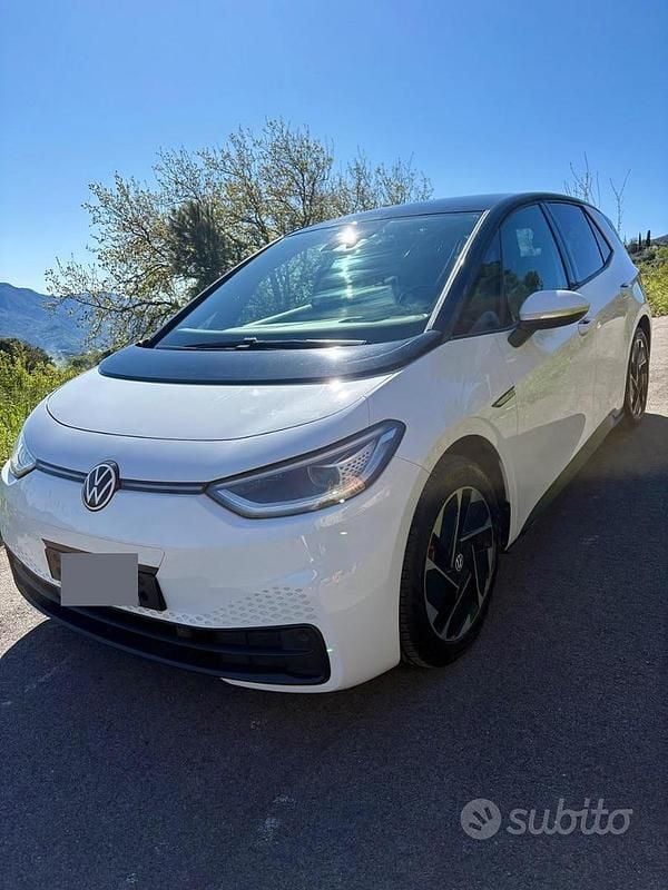 Usata VW ID.3 Pro 150 kW (204 CV) 2020 Bianco Utilitaria