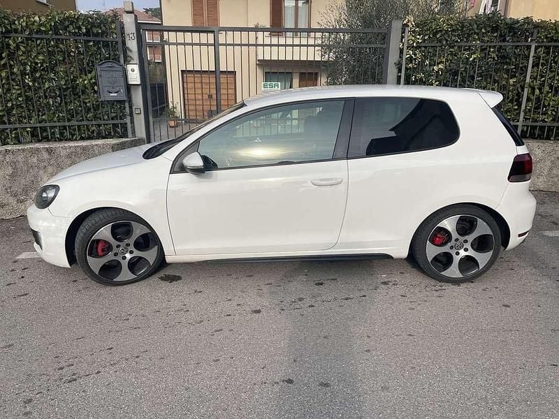 Usata VW Golf VI GTI 211 CV (155 kW) 2009 Utilitaria