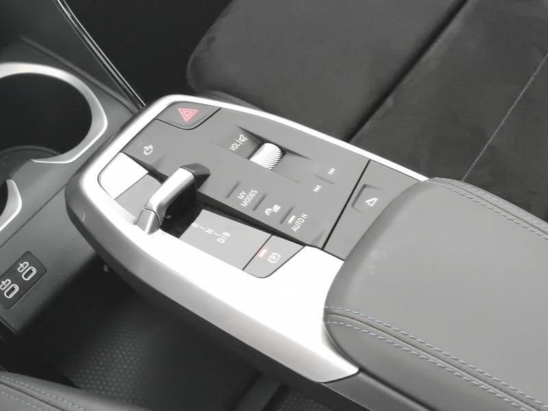 Usata BMW iX1 M Sport 150 kW (204 CV) 2025 SUV