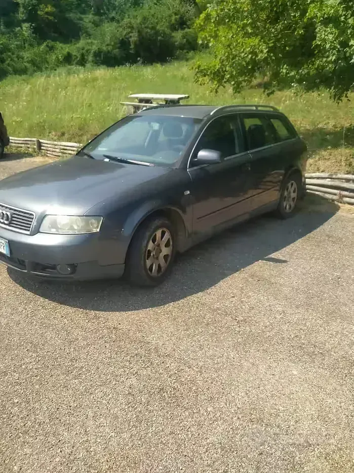 Usata Audi A4 150 CV (110 kW) 2003 Grigio Station wagon