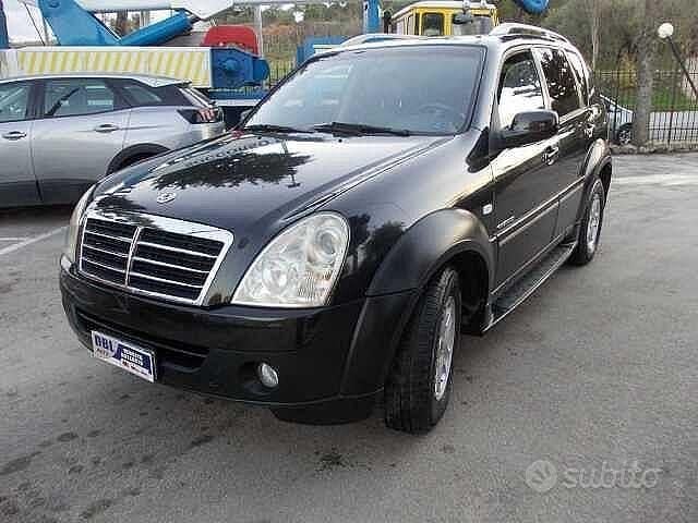 Usata SsangYong Rexton 165 CV (121 kW) 2009 Nero SUV