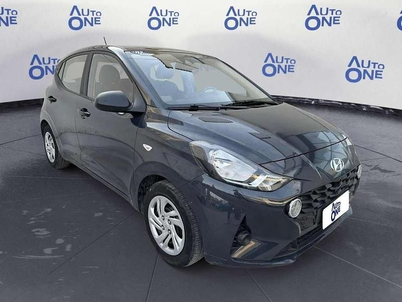Grigio Usata 2019 Hyundai i10 Prime Due volumi | 8400 € (Super prezzo) - Immagine 1/3