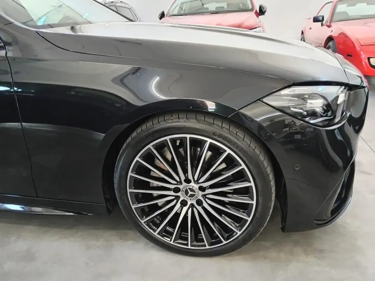 Usata Mercedes C300 AMG 265 CV (194 kW) 2023 Nero Berlina