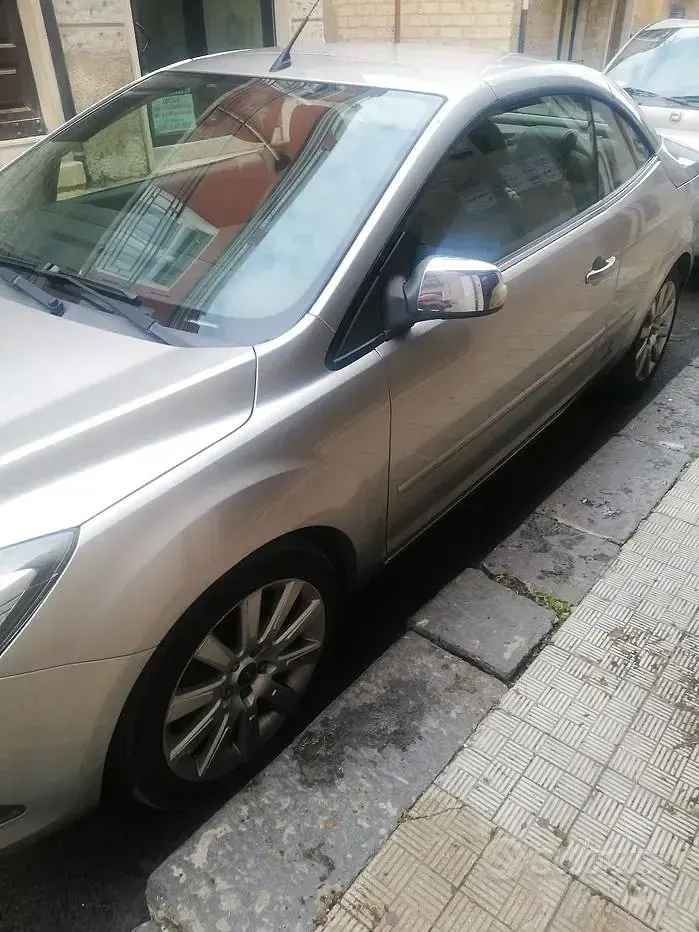Usata Ford Focus Cabriolet 136 CV (100 kW) 2008 Grigio Cabrio