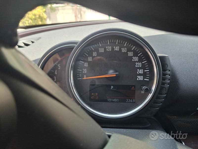 Usata Mini Cooper 190 CV (139 kW) 2017 Grigio Utilitaria