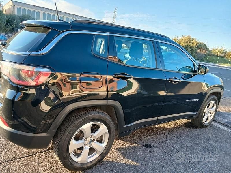 Usata Jeep Compass 120 CV (88 kW) 2018 Nero SUV