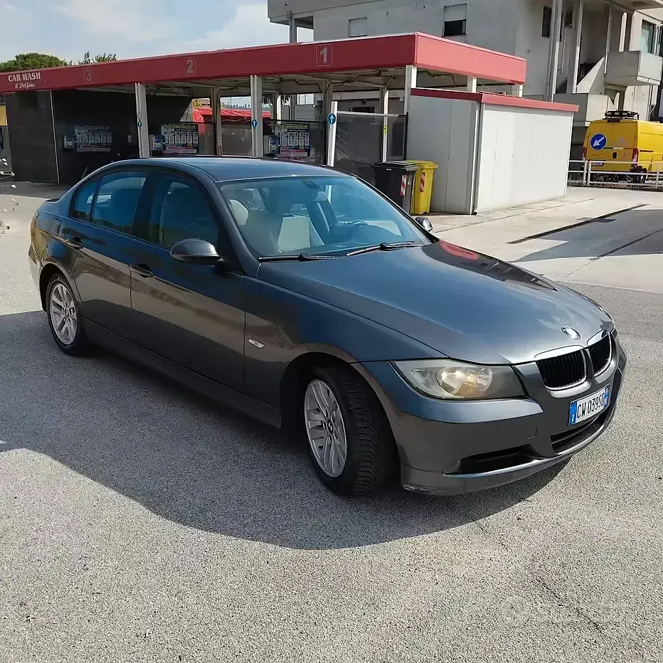 Usata BMW 320 163 CV (119 kW) 2005 Grigio Berlina