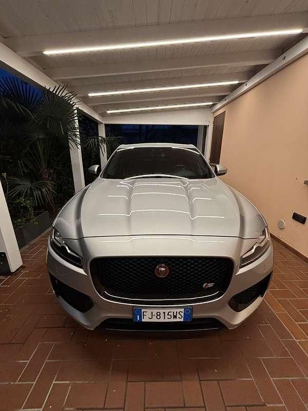 Usata 2017 Jaguar F-Pace S SUV | 28.500 € - Immagine 1/4