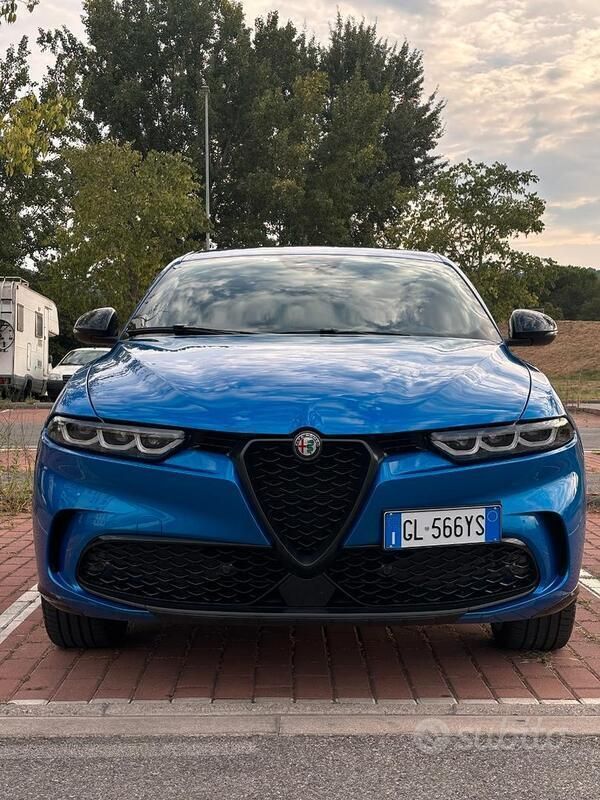 Usata Alfa Romeo Tonale 160 CV (117 kW) 2023 Blu SUV