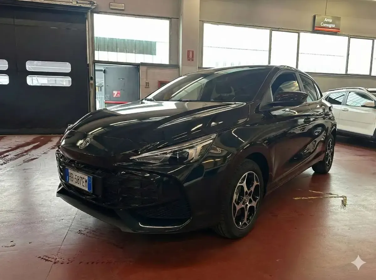 Nuova MG MG3 102 CV (75 kW) 2026 Nero Utilitaria
